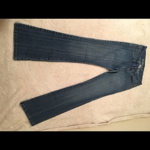 Hydraulic jeans